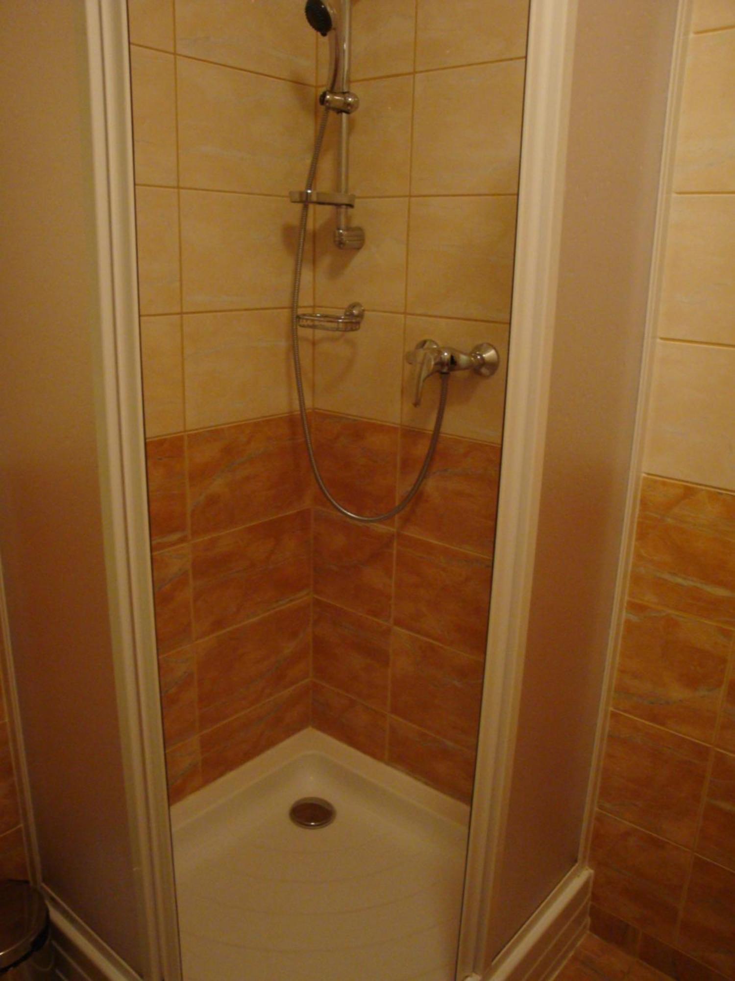 Lazne Evzenie Hotel Klasterec nad Ohri Luaran gambar